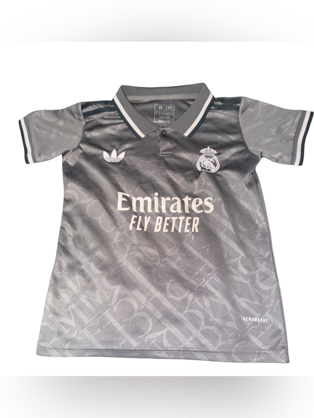 Adidas Grey Soccer Jersey Kids Small / 22